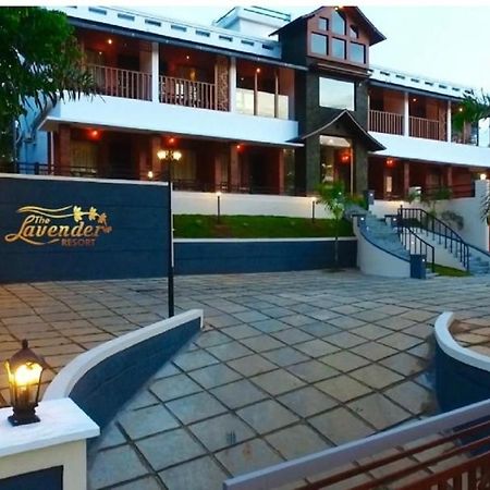 The Lavender Resort Waynad Vaduvanchal 외부 사진