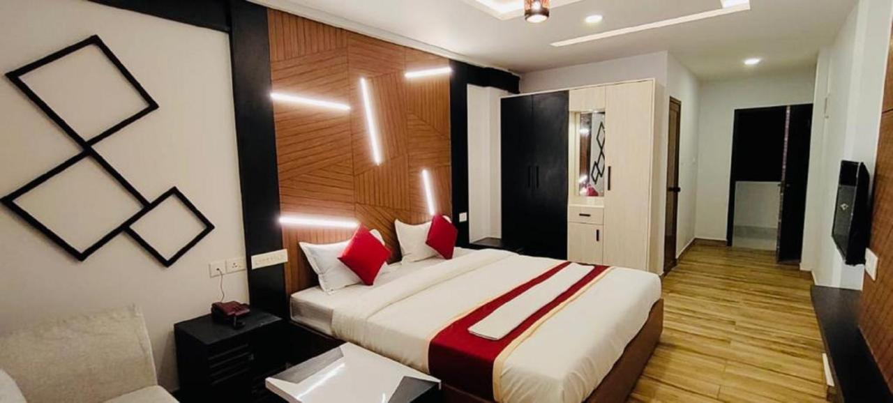 The Lavender Resort Waynad Vaduvanchal 외부 사진