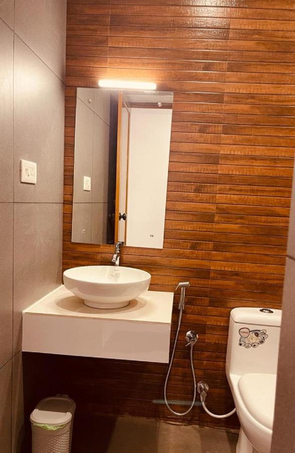 The Lavender Resort Waynad Vaduvanchal 외부 사진