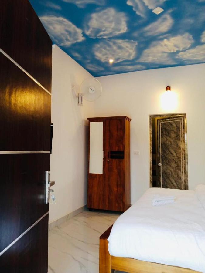 The Lavender Resort Waynad Vaduvanchal 외부 사진