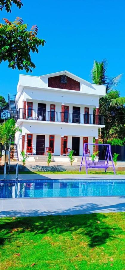 The Lavender Resort Waynad Vaduvanchal 외부 사진