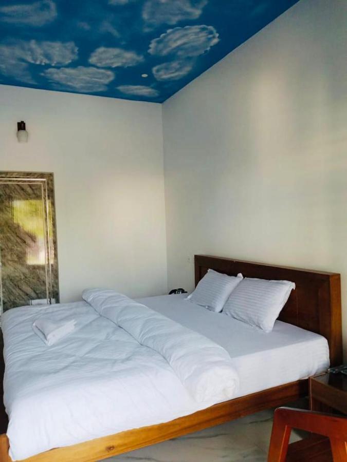 The Lavender Resort Waynad Vaduvanchal 외부 사진