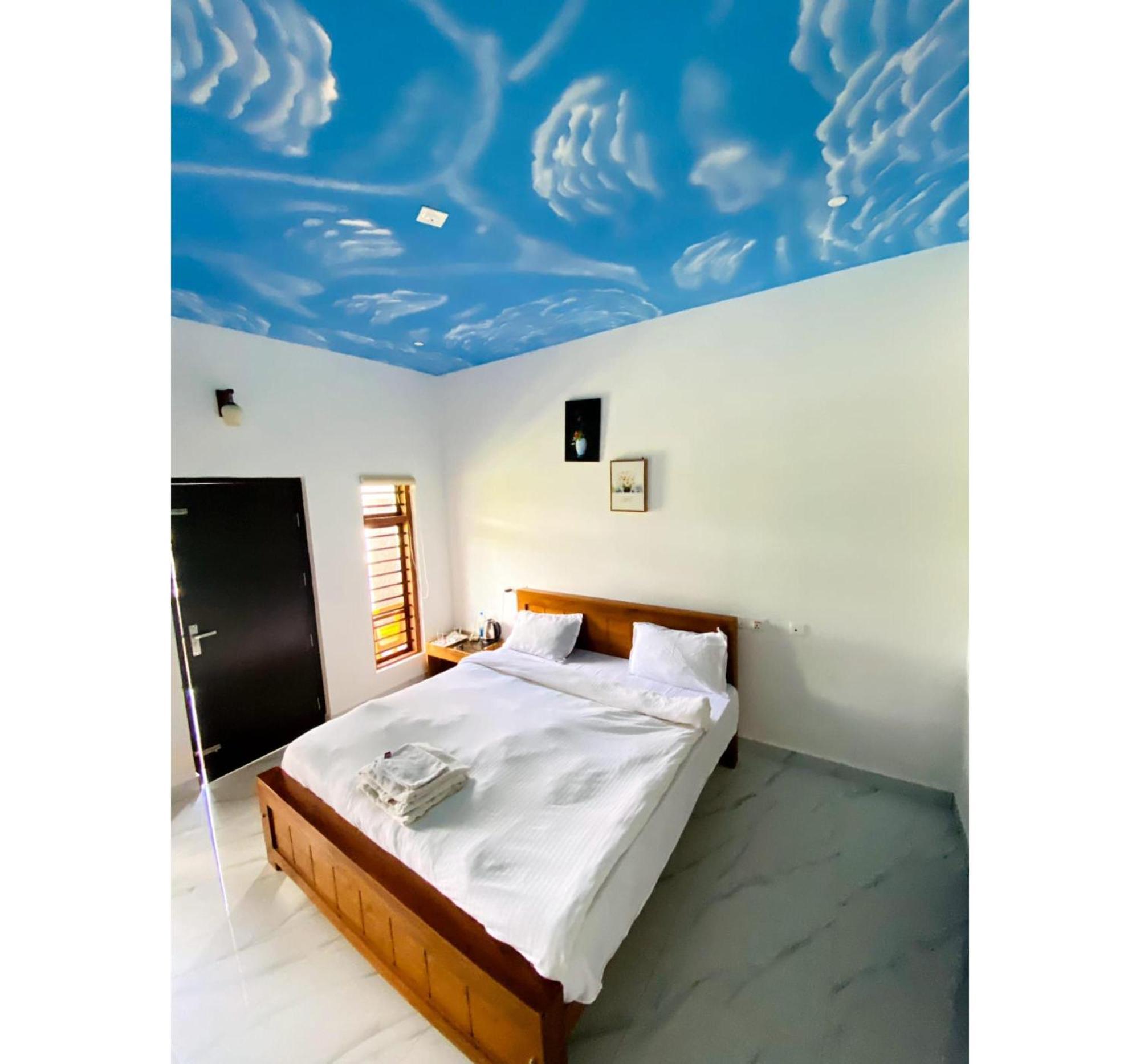 The Lavender Resort Waynad Vaduvanchal 외부 사진
